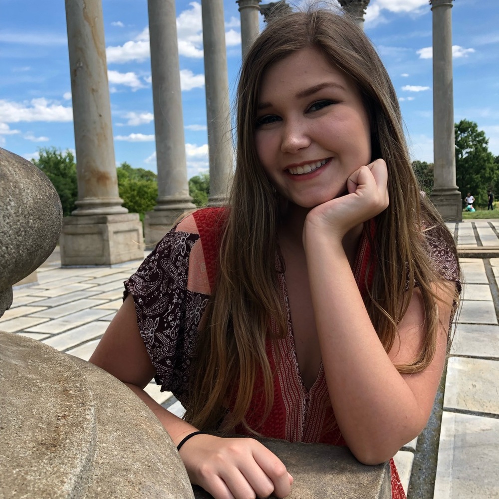 Meet your Posher, Ashley